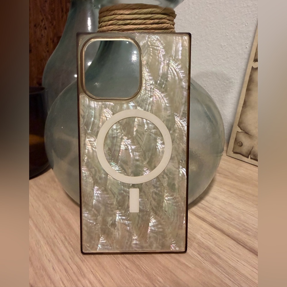 FLAUNT square phone cases iPhone 14 Pro Max